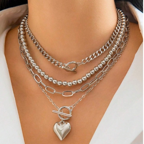 Luxe heart Toggle Bead Chain Necklace Set - Picture 5 of 6